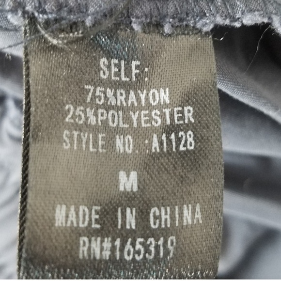 Day & Moon Distressed Hemline Blue Shorts Excellent Condition Size Med - Picture 5 of 7